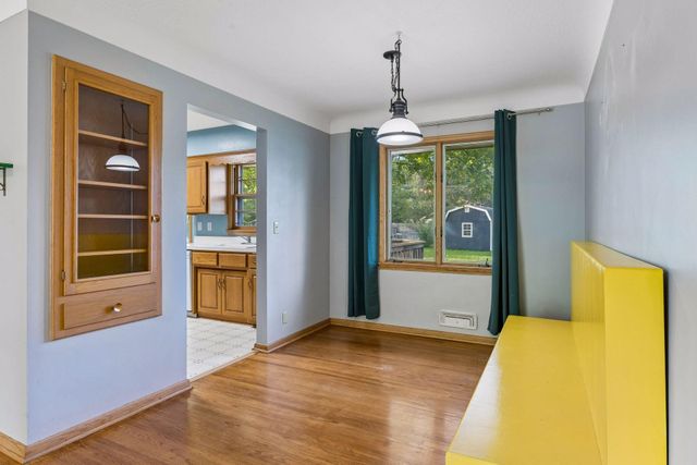21 70th Way NE, Fridley, MN 55432