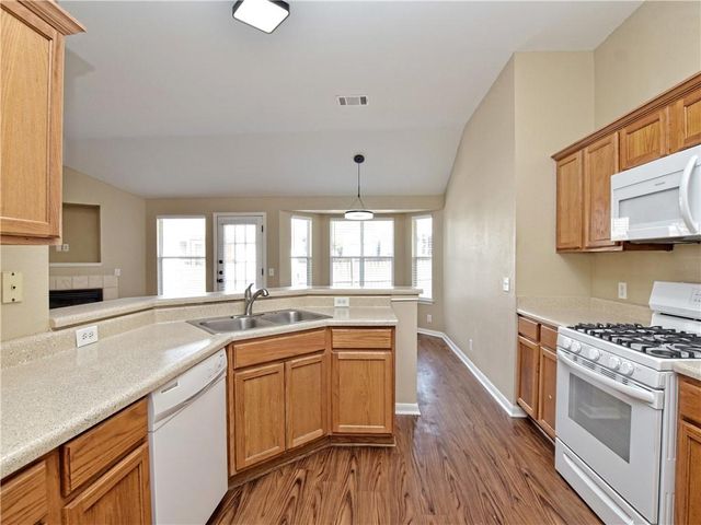 7220 Black Panda TRL, Del Valle, TX 78617