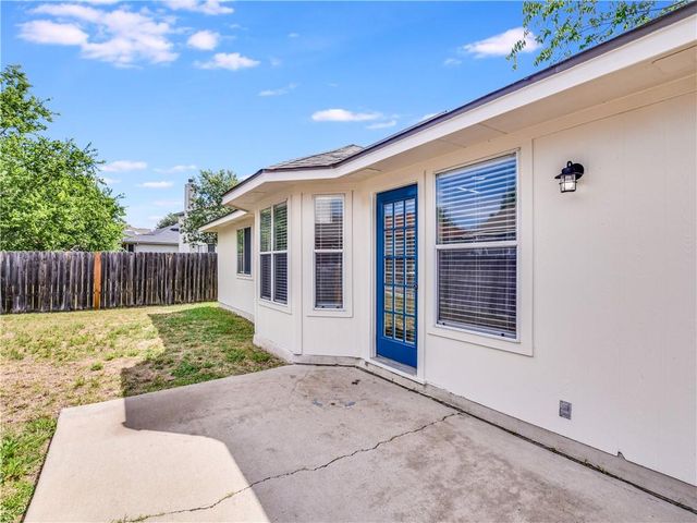 7220 Black Panda TRL, Del Valle, TX 78617