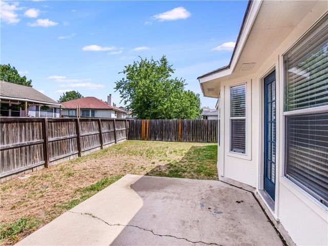 7220 Black Panda TRL, Del Valle, TX 78617