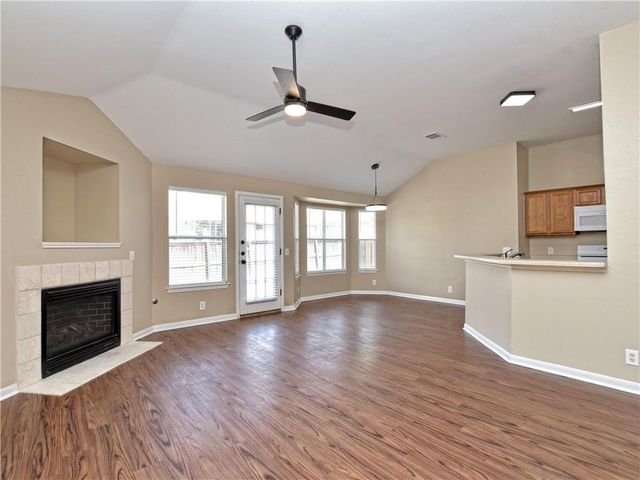 7220 Black Panda TRL, Del Valle, TX 78617