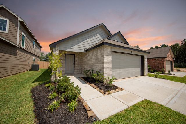 3809 Alexus Drive, Conroe, TX 77301