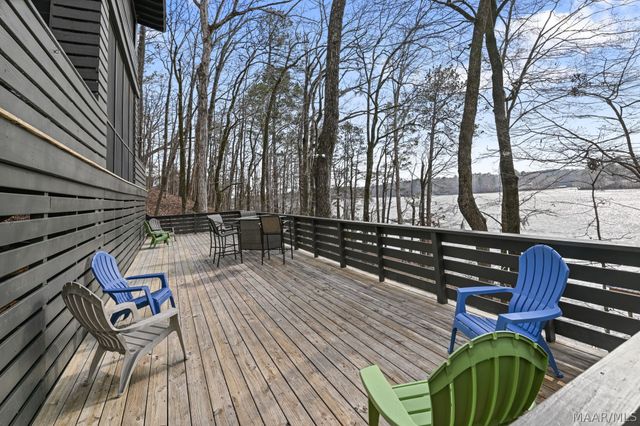 1413 RIVER Road, Titus, AL 36080