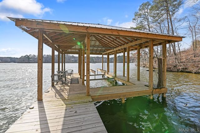 1413 RIVER Road, Titus, AL 36080