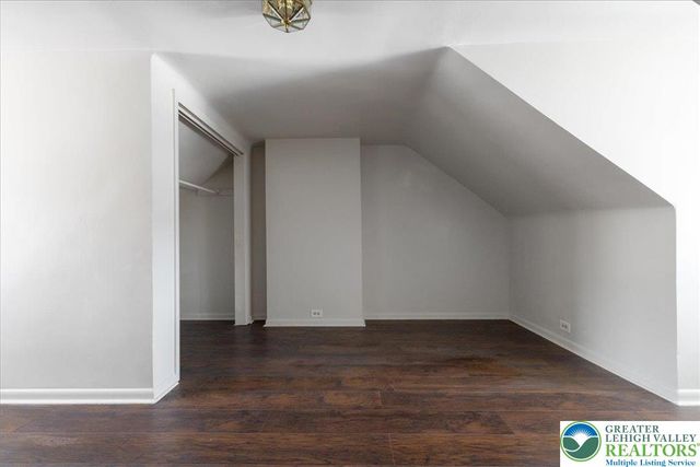 231 North Peach Street, Allentown City, PA 18102