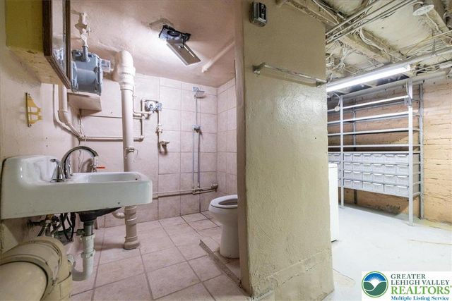 231 North Peach Street, Allentown City, PA 18102