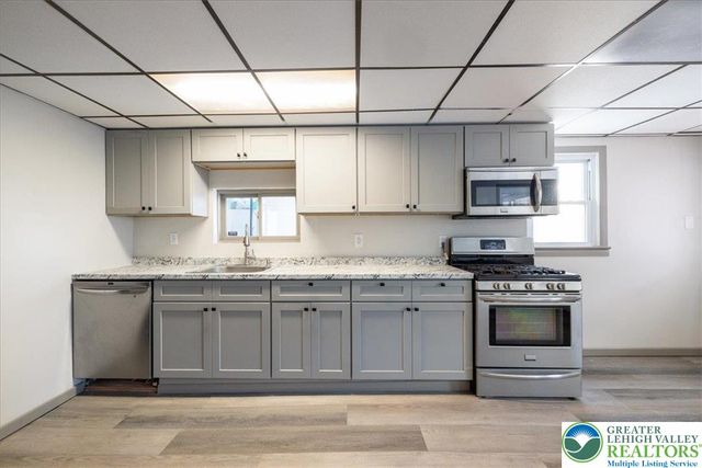 231 North Peach Street, Allentown City, PA 18102