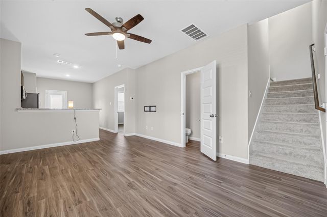954 Luke Darrell Drive, Rosharon, TX 77583