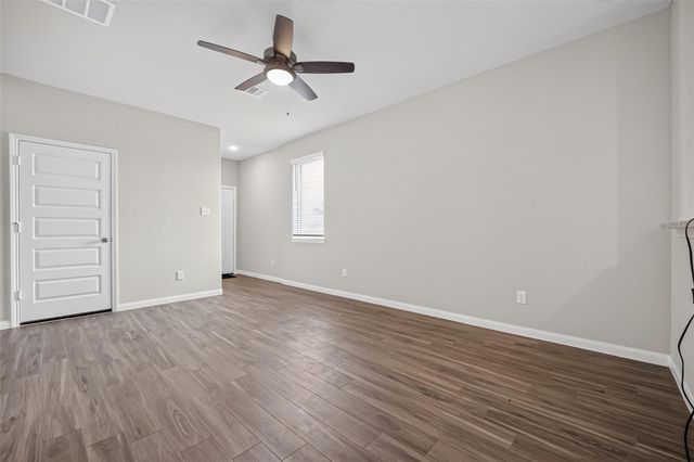 954 Luke Darrell Drive, Rosharon, TX 77583