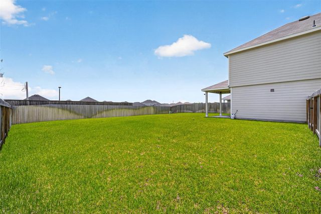 954 Luke Darrell Drive, Rosharon, TX 77583