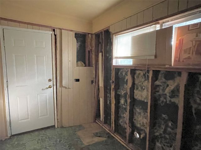 802 Gardner Drive, Palestine, TX 75803
