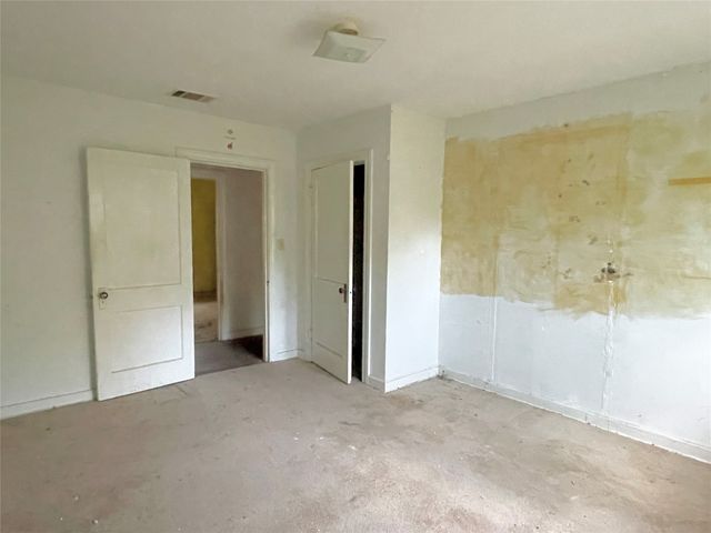802 Gardner Drive, Palestine, TX 75803