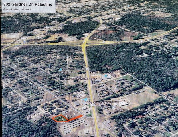 802 Gardner Drive, Palestine, TX 75803