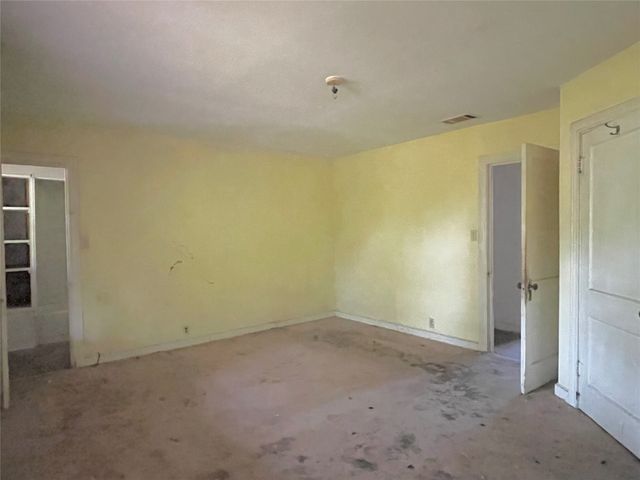 802 Gardner Drive, Palestine, TX 75803