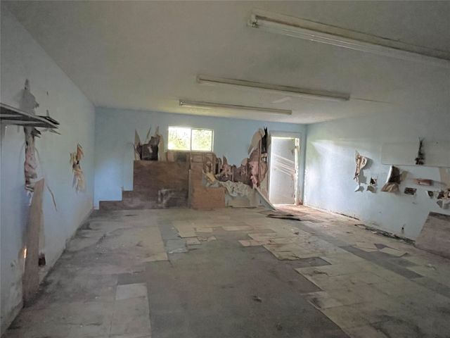 802 Gardner Drive, Palestine, TX 75803