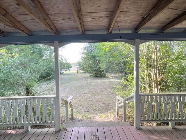 802 Gardner Drive, Palestine, TX 75803