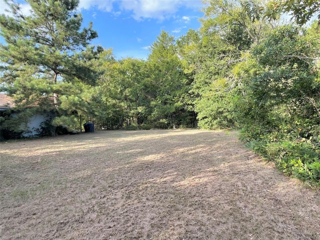 802 Gardner Drive, Palestine, TX 75803