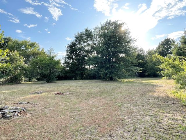 802 Gardner Drive, Palestine, TX 75803