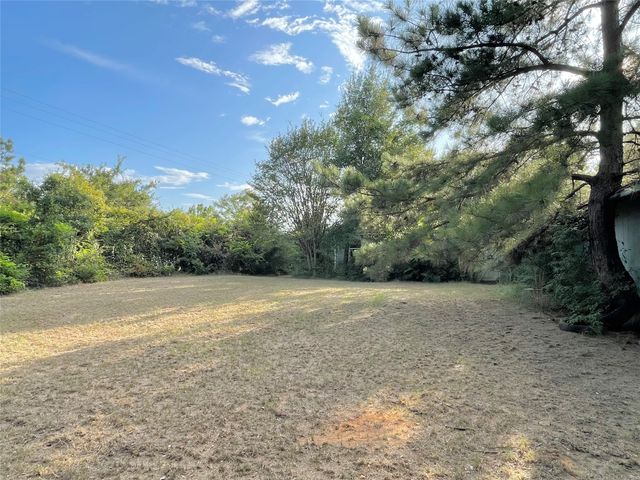 802 Gardner Drive, Palestine, TX 75803