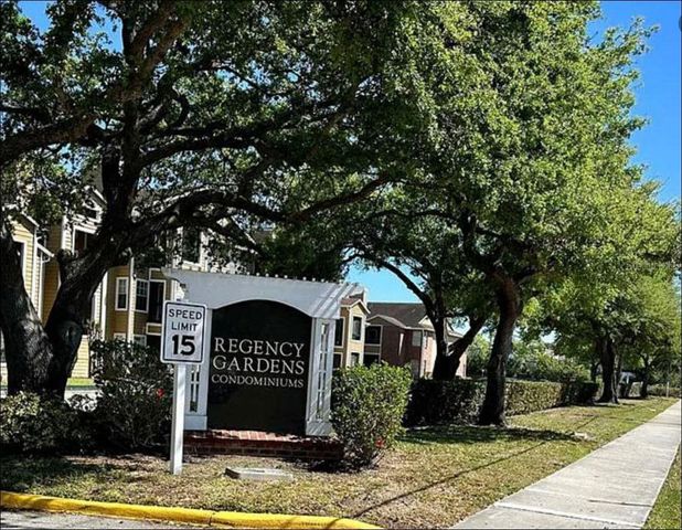 4225 THORNBRIAR LANE 305, Orlando, FL 32822