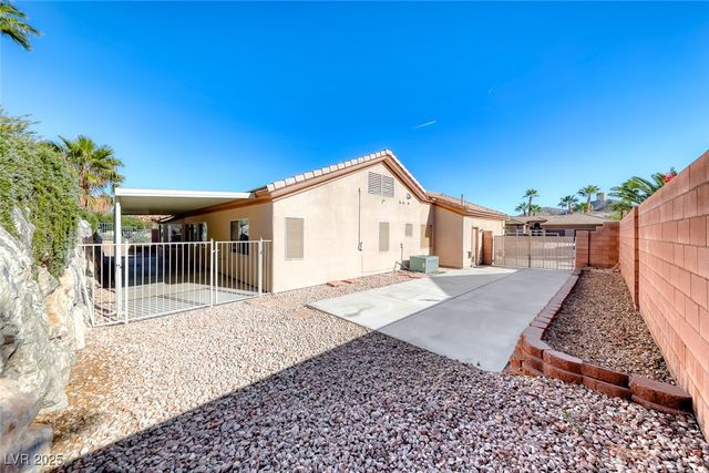 698 Magic Cove Court, Boulder City, NV 89005