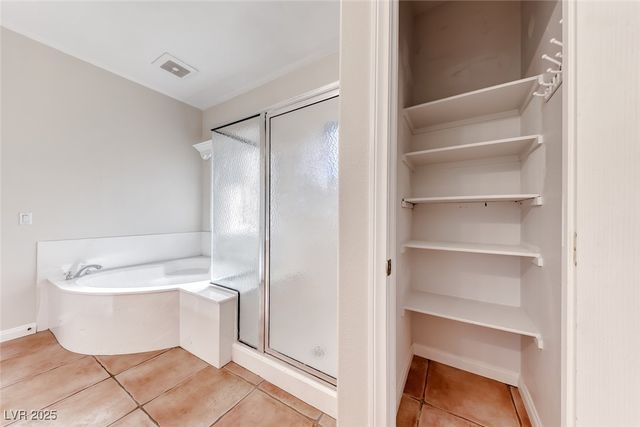 698 Magic Cove Court, Boulder City, NV 89005