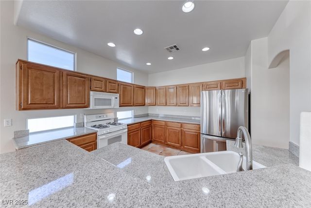 698 Magic Cove Court, Boulder City, NV 89005