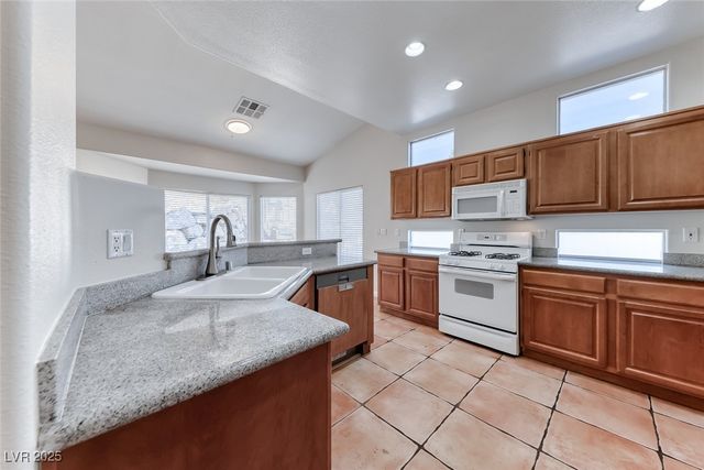 698 Magic Cove Court, Boulder City, NV 89005