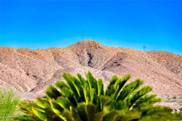 698 Magic Cove Court, Boulder City, NV 89005