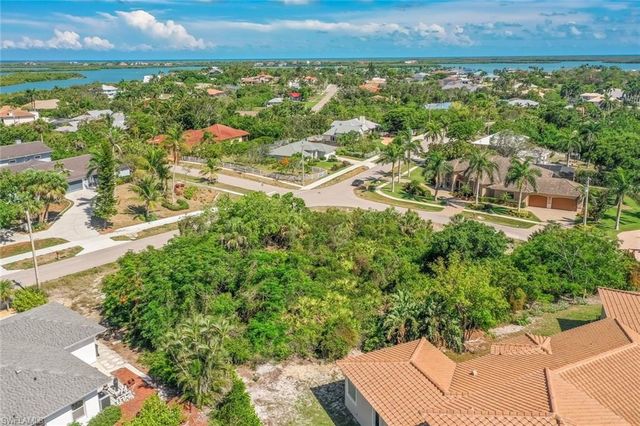 790 Inlet DR, Marco Island, FL 34145