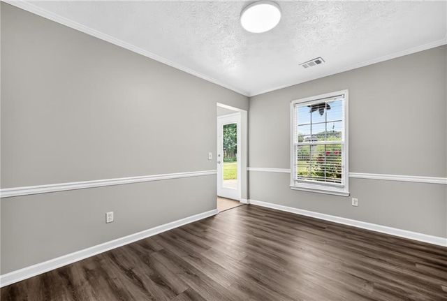 1591 Willow Bend Way, Snellville, GA 30078