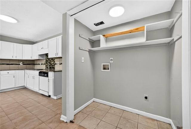 1591 Willow Bend Way, Snellville, GA 30078
