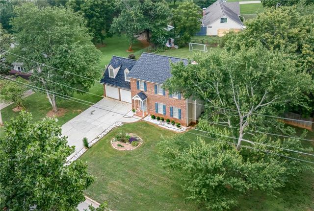 1591 Willow Bend Way, Snellville, GA 30078