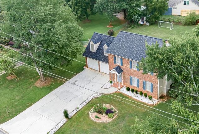 1591 Willow Bend Way, Snellville, GA 30078
