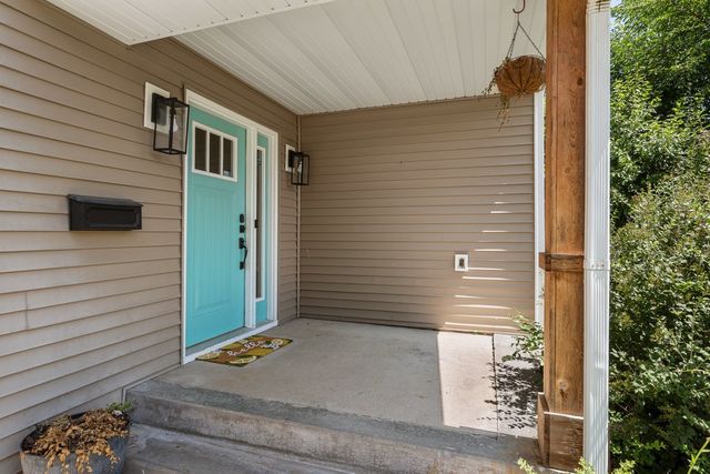1516 W George Washington Boulevard, Davenport, IA 52804