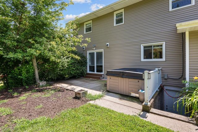 1516 W George Washington Boulevard, Davenport, IA 52804