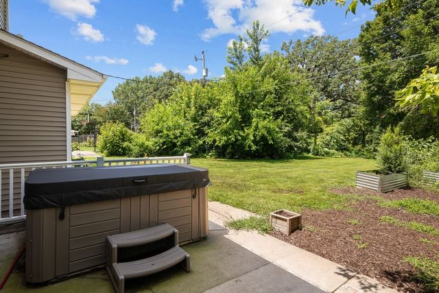 1516 W George Washington Boulevard, Davenport, IA 52804