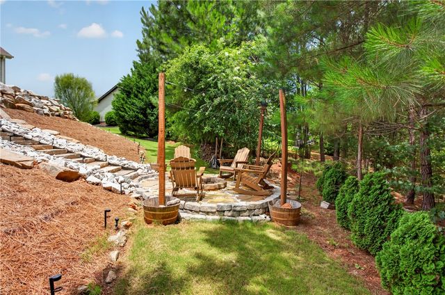 309 S Stonegate Drive, Seneca, SC 29678