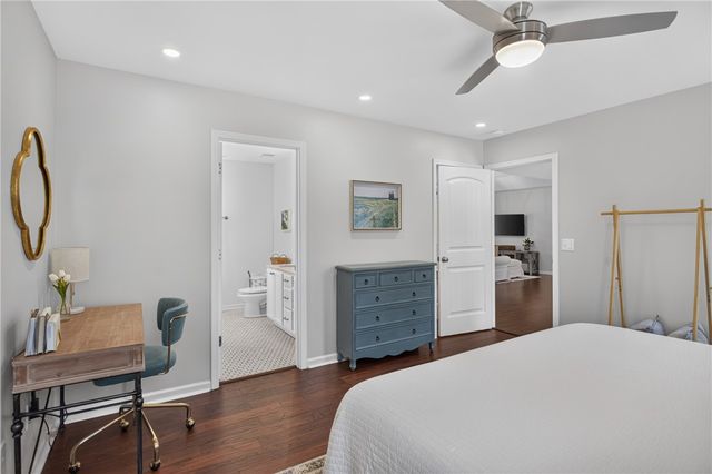 309 S Stonegate Drive, Seneca, SC 29678