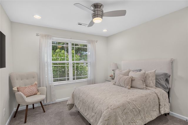 309 S Stonegate Drive, Seneca, SC 29678