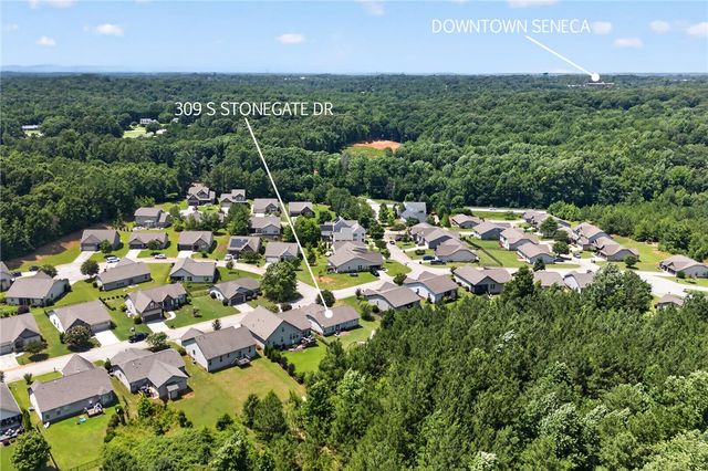 309 S Stonegate Drive, Seneca, SC 29678