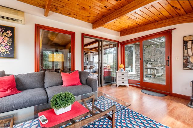 88 Cottontail Road, Wellfleet, MA 02667