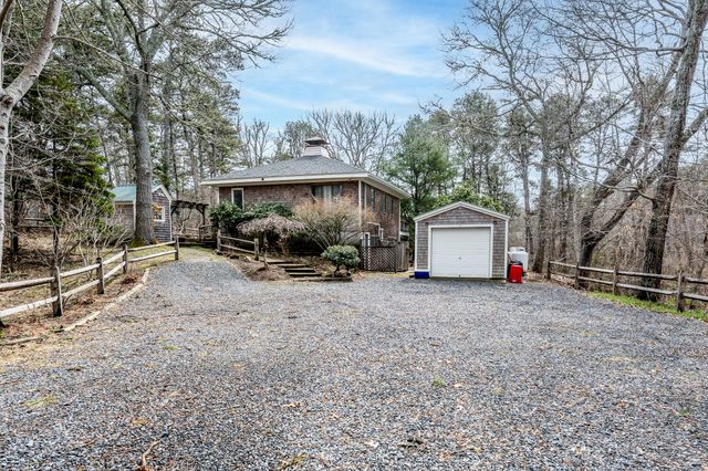 88 Cottontail Road, Wellfleet, MA 02667