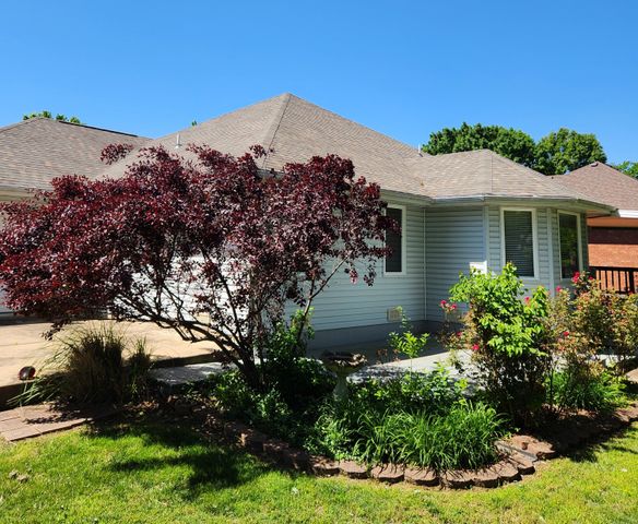 1603 E Bingham Street, Ozark, MO 65721