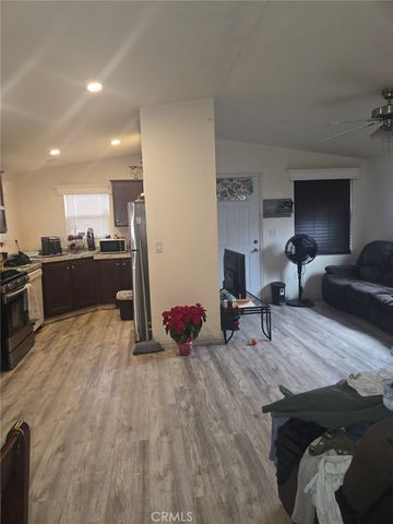 12265 Woodruff Avenue 64, Downey, CA 90241