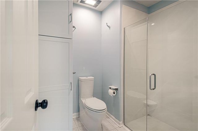 13723 W 75th Place, Lenexa, KS 66216