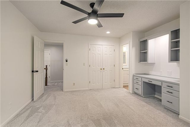13723 W 75th Place, Lenexa, KS 66216