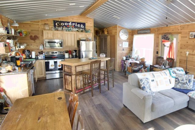 1394 Fielder Cemetery Rd, Lufkin, TX 75901