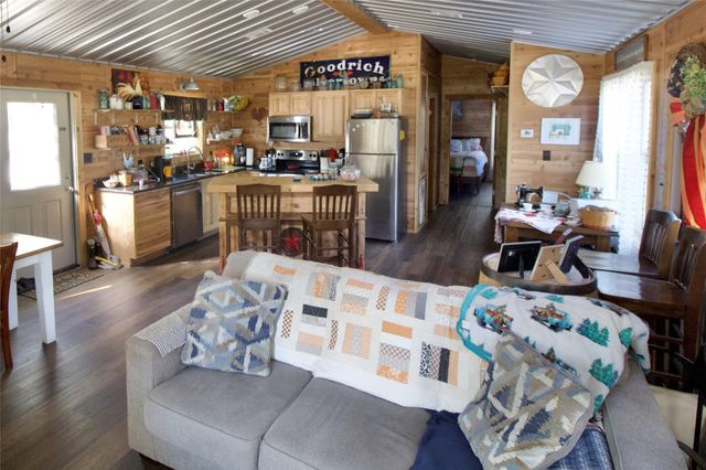 1394 Fielder Cemetery Rd, Lufkin, TX 75901