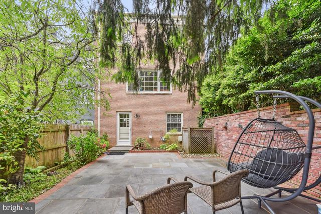 6719 BARON RD, Mclean, VA 22101